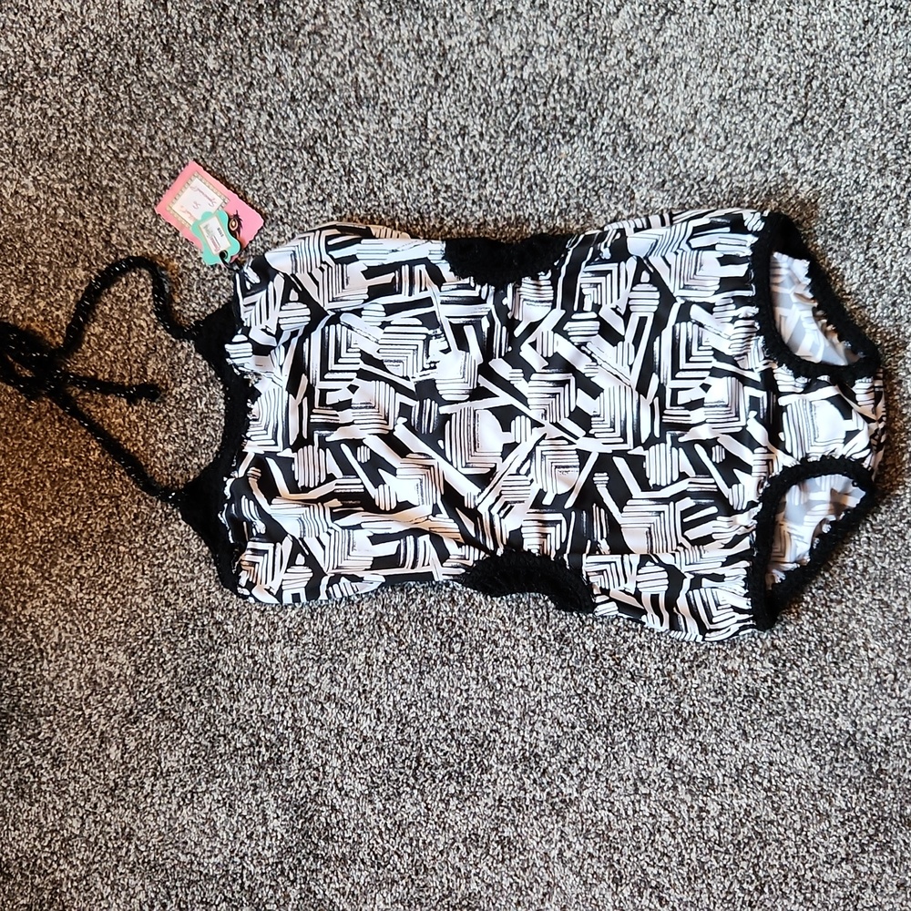 Circle Waist Monokini Crochet Detail One Piece Swimsuit